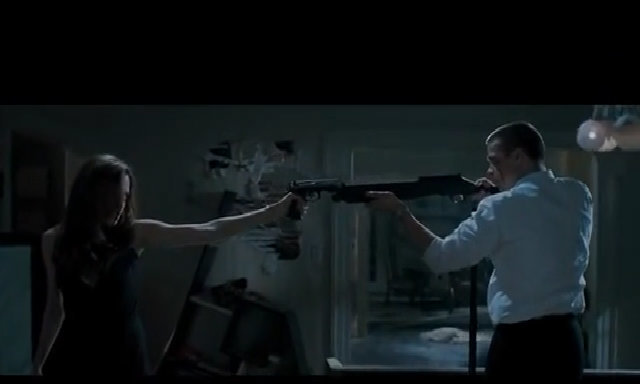 Cảnh Brad Pitt đánh nhau với Angelina Jolie trong 'Mr.  & Bà Smith'